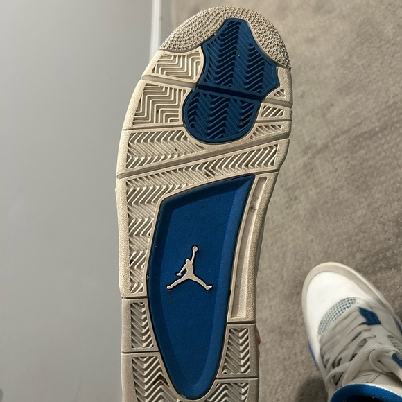 Jordan 4, military blue, lightly used, 2012 retro, no box, size 11 - Picture 6 of 8